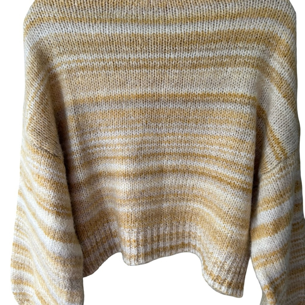 Urban Outfitters Yellow and Cream Striped Sweater Size S Cozy Knit Fall Winter - Picture 12 of 12